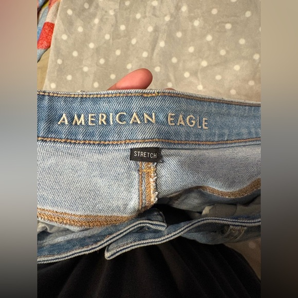 American Eagle Distressed Mom Jeans - Picture 5 of 6